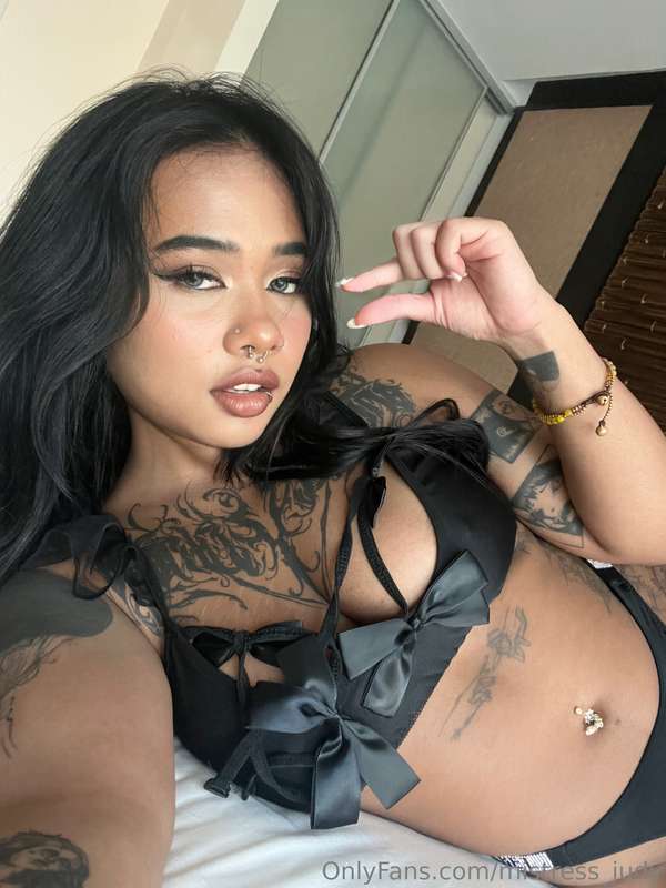 Let me fucking humiliate your Tiny Shrimp tonight! 😈Your God..