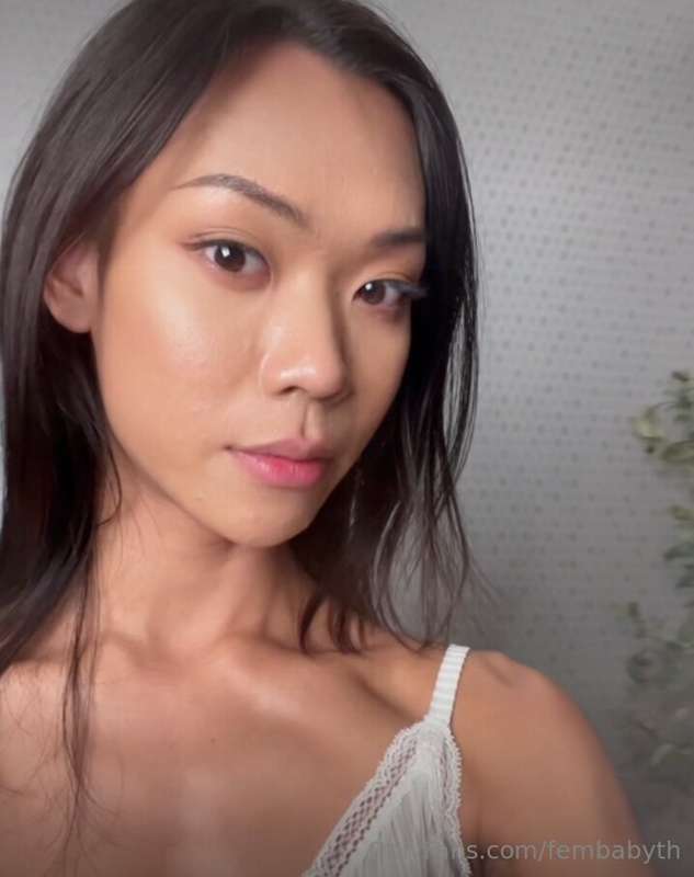 Would you let a pretty trans girl cum inside you?