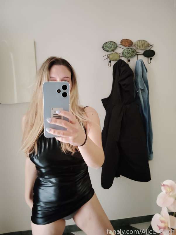 Alice_Bitch - Fansly - 26 Mar, 2024