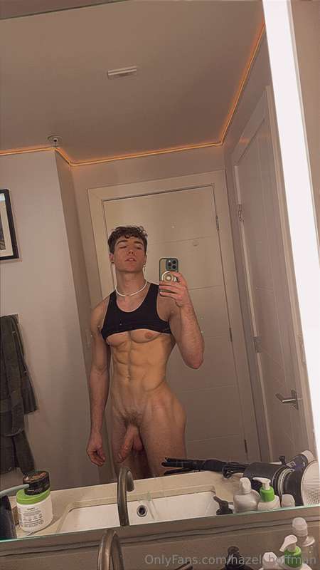 Who's brave enough to send me a mirror pic back? ;)