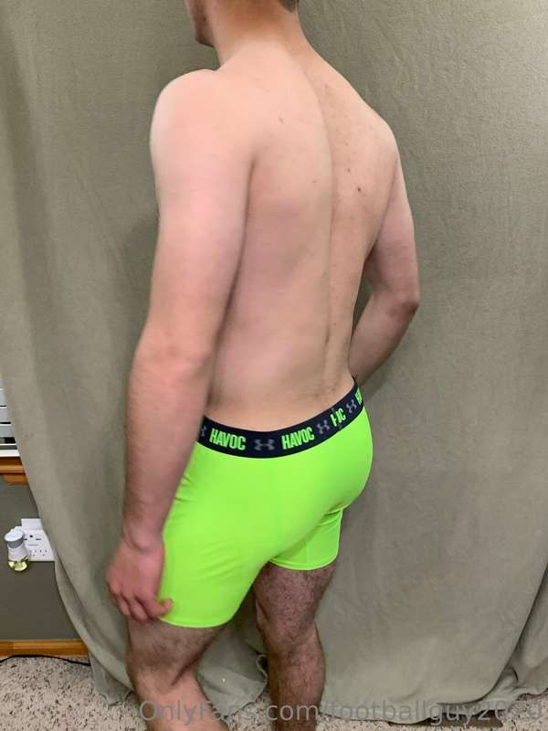 More undies pics from a photo shoot a while back - enjoy. Ca.. 27