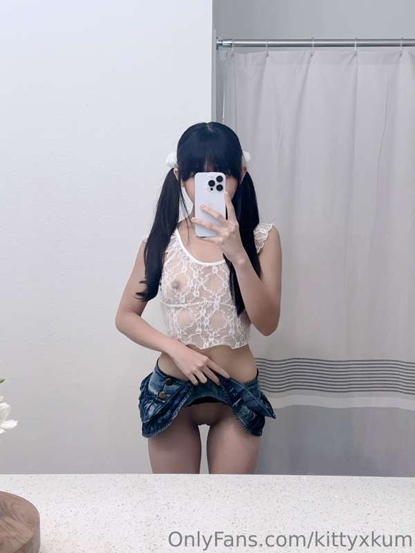 this might be my favorite outfit for the summer season :P
──.. 5