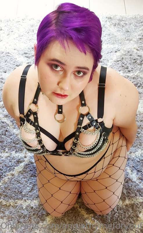 Sweet and submissive 💋