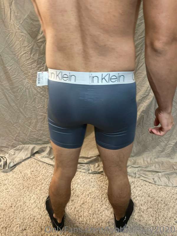 The Calvin Klein set of PVT Martinez - you'll want to see th.. 17
