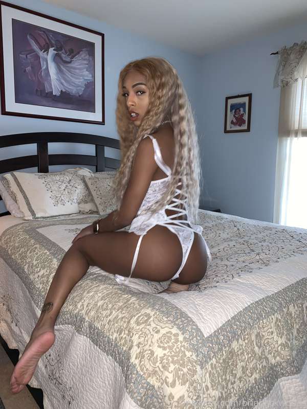 more content tomorrow. can’t spoil you guys too much 😘 2