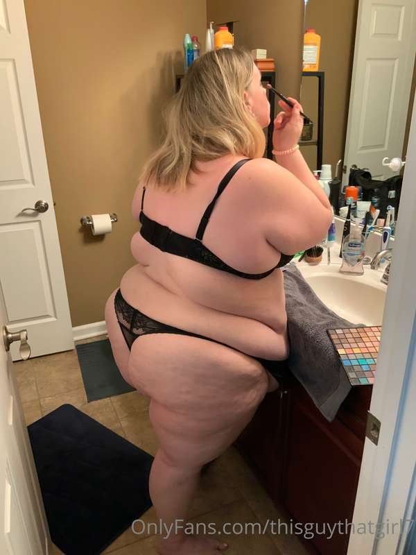 What it really looks like when I’m getting ready for a photo.. 4