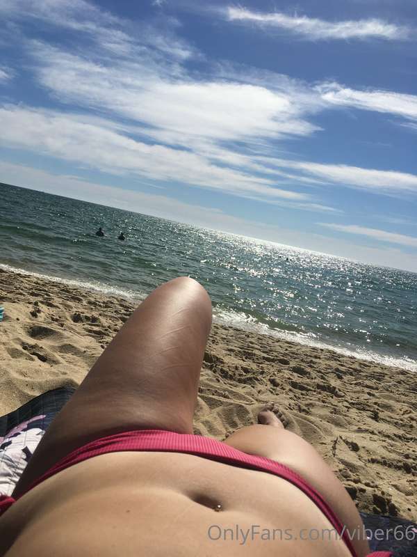 Who else loves the beach??? 🏝🏖😍😍