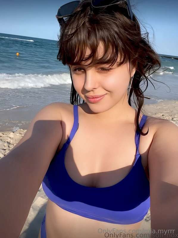 @sofi_nox She is waiting for you 🥵💋@sofi_nox💋Join this hot b..