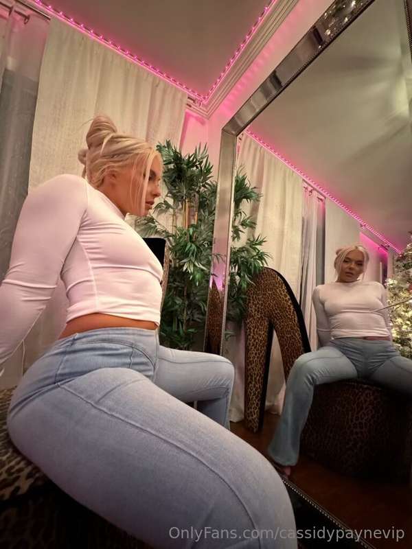 Hump day mood 💋
