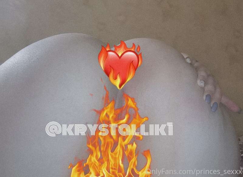Your booty Princess 🍑 🍀🤤Free @krystallik1 (free DM) ❤️‍🔥 VIP..