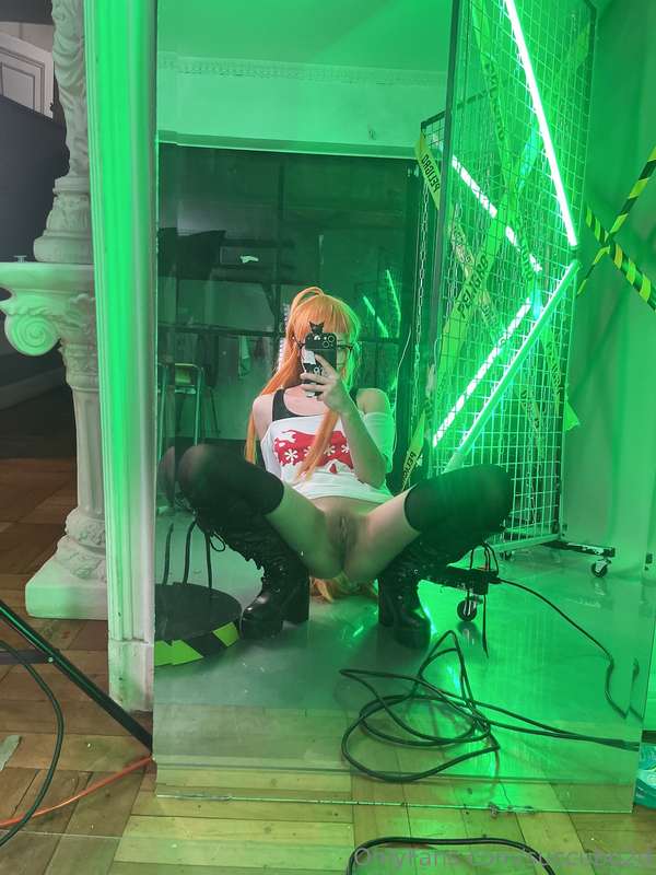 Back stage de fotitos de futaba sakura 💕💕👅 1