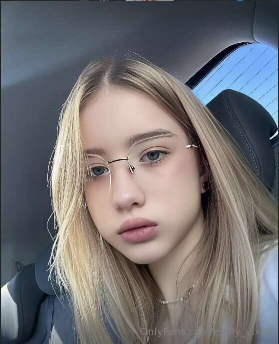 🎀𝗙𝗥𝗘𝗘 𝗢𝗡𝗟𝗬 𝗡𝗢𝗪🎀18 YEARS OLD🎀@poliiiiii @poliiiiii @poliiiiii..