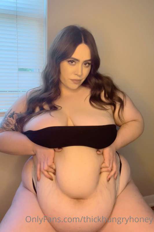 POV:

Your pig of a wife has completely blown up - everythin.. 14
