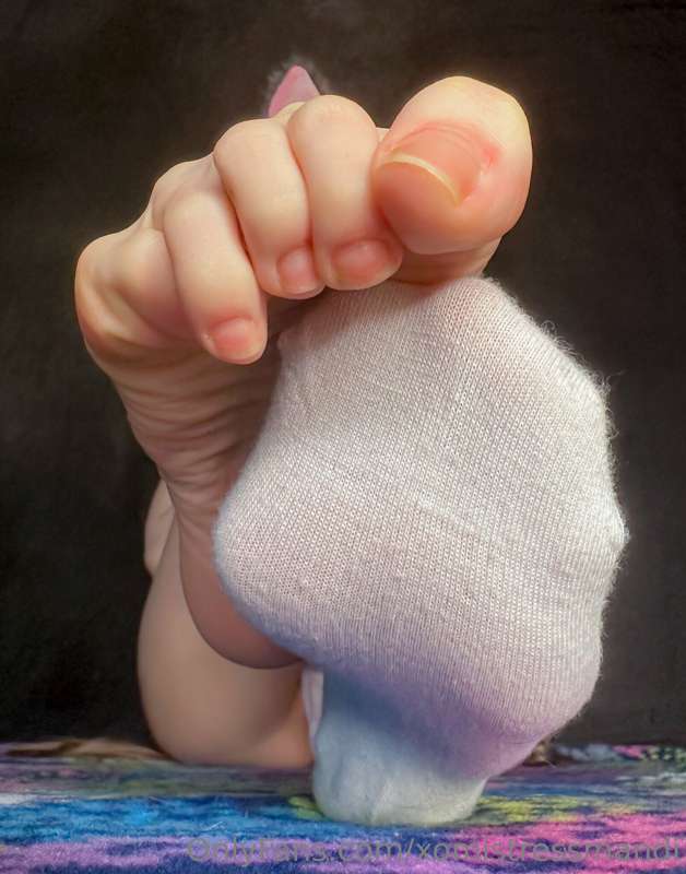 Scroll through and enjoy some close ups of me taking these s.. 2