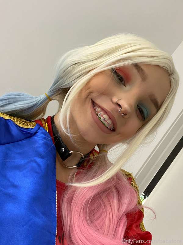 Harley Quinn 🥰💙 39