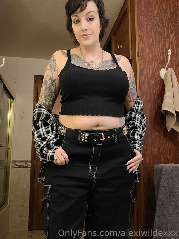 Alexiwildexxx - Onlyfans - 26 Jan, 2023