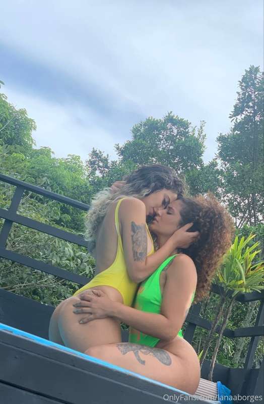 Lanaaborges - Onlyfans - 06 May, 2021