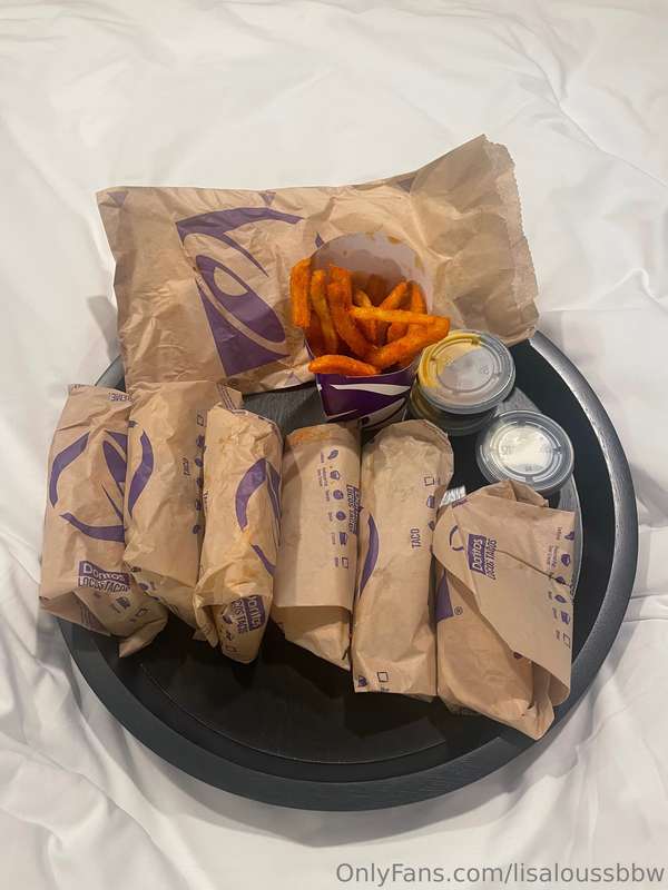 I got SUPER high waiting for you to bring me my Taco Bell fe.. 1