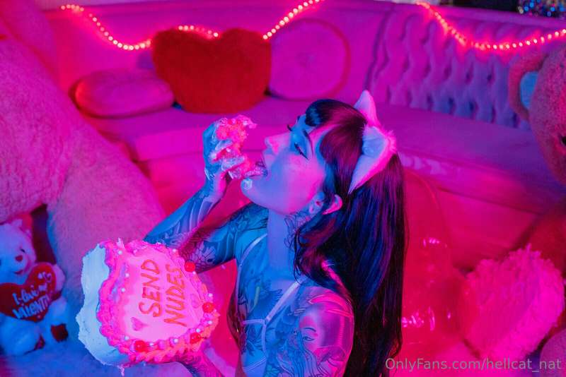 💖 ANTI VALENTINES DAY 🍰 PT 1 ✨ This is one of my favorite sh.. 32