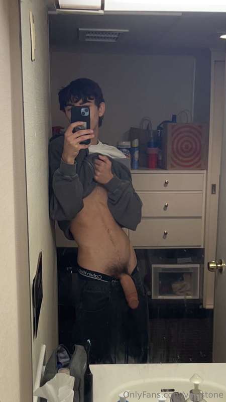 4 pics from a day i felt pretty big! you’ve seen 2 of them b.. 2