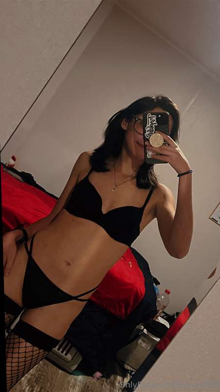 What would you like to see me wear in my first video🤭 a few ..