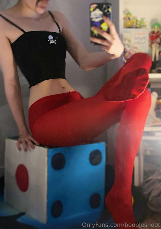 after i took the cos off :3 4