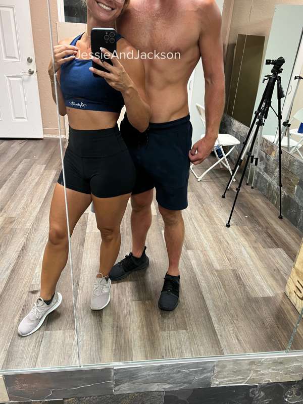 **Some SFW workout pictures from today** 💪🏼
I always get req.. 3
