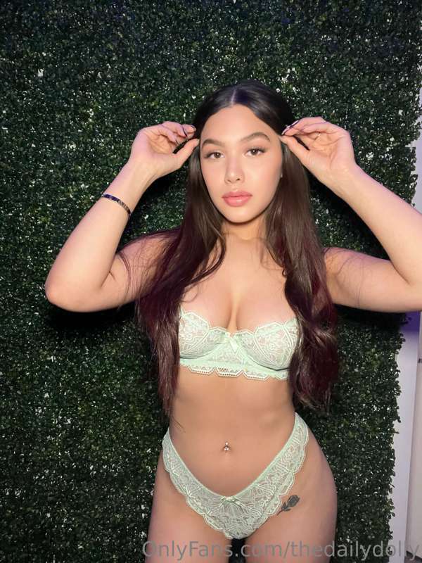green girly 🧚‍♂️🌱