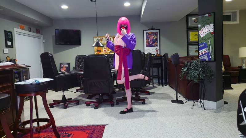 Maya Fey(?), July 2021, Part 4!
Looks like some other cuties.. 8
