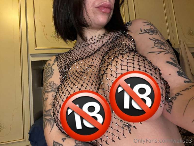 🔥NUOVO SET FOTO TOPLESS + CULO 🔥  8 foto topless + 2 foto de..