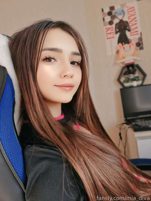 Mia_Dddd - Fansly - 27 Sep, 2024 7