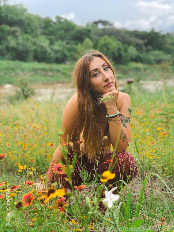 Zoebytheriver - Fansly - 05 Sep, 2021