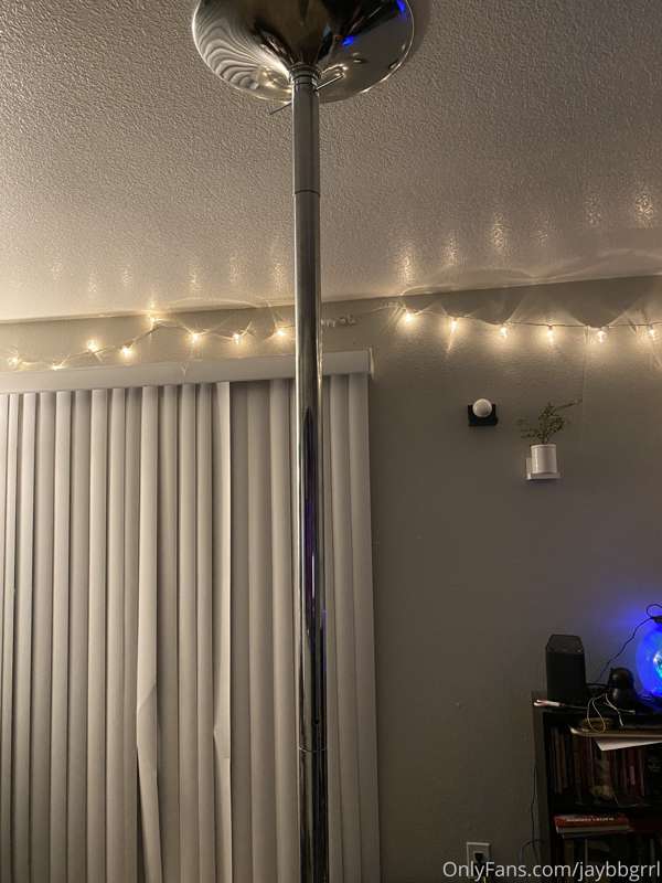 I installed a pole.