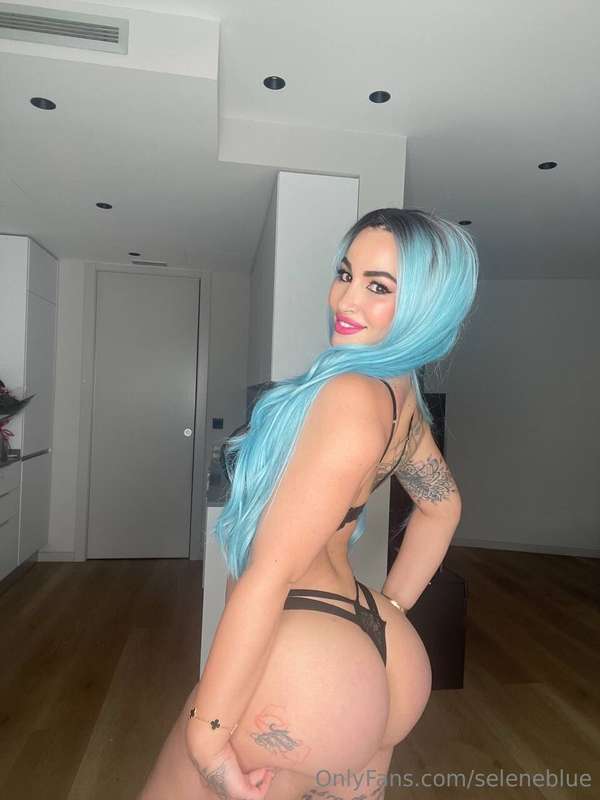 𝙒𝙖𝙣𝙩 𝙩𝙤 𝙚𝙭𝙥𝙡𝙤𝙧𝙚 𝙚𝙫𝙚𝙧𝙮 𝙞𝙣𝙘𝙝 𝙤𝙛 𝙢𝙮 𝙗𝙤𝙙𝙮? 🙊