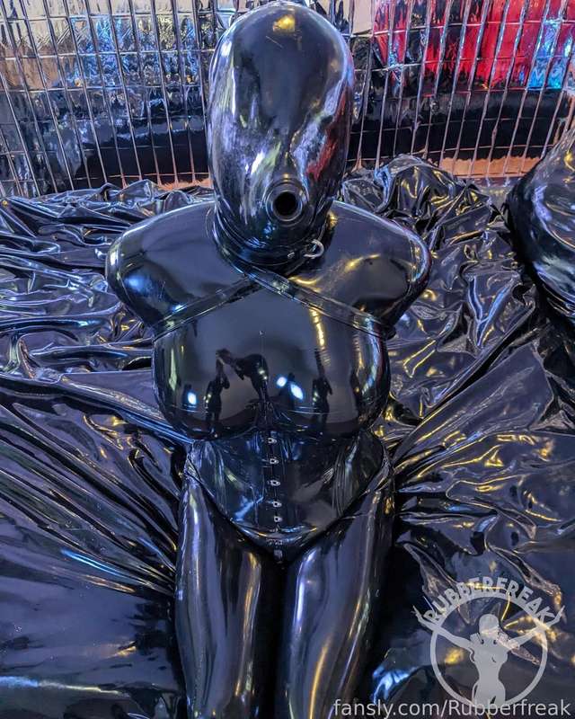 Rubberfreak - Fansly - 26 Mar, 2024 5