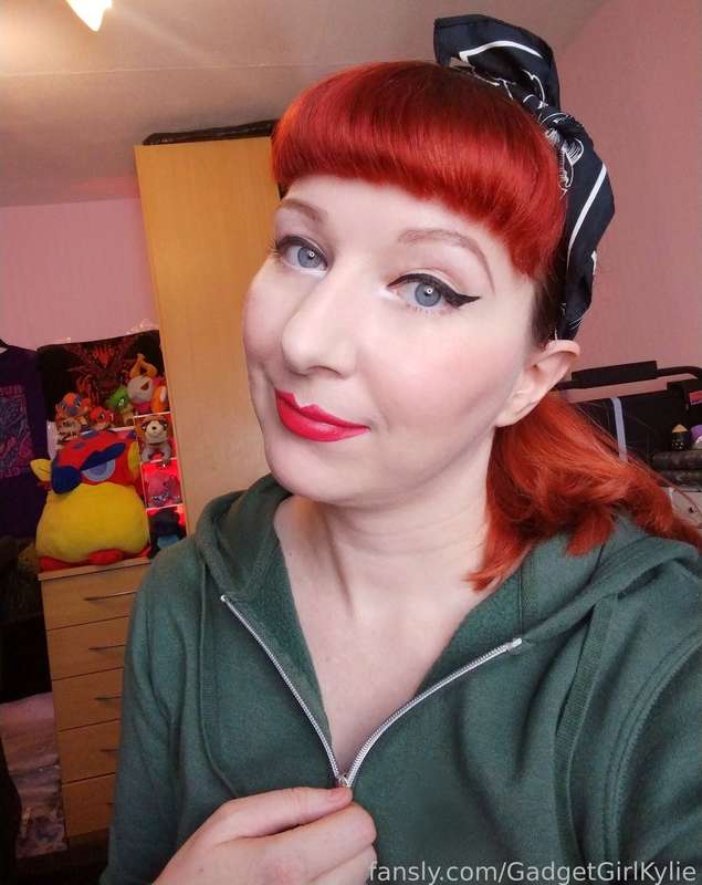 Gadgetgirlkylie - Fansly - 18 Feb, 2024