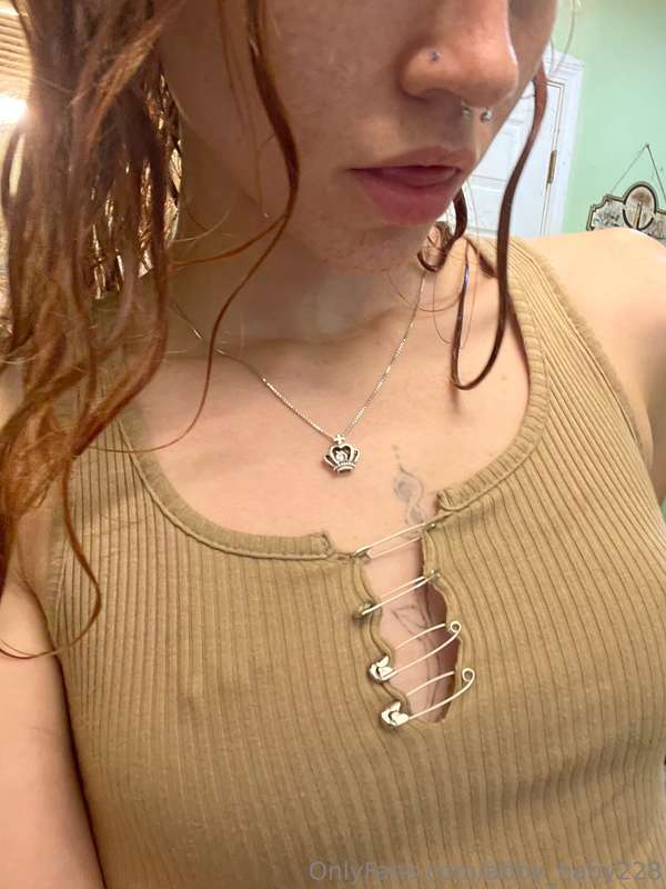 Text me for my insta only content😻