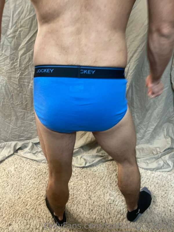 PVT Martinez shows off his goods lol set 2 14