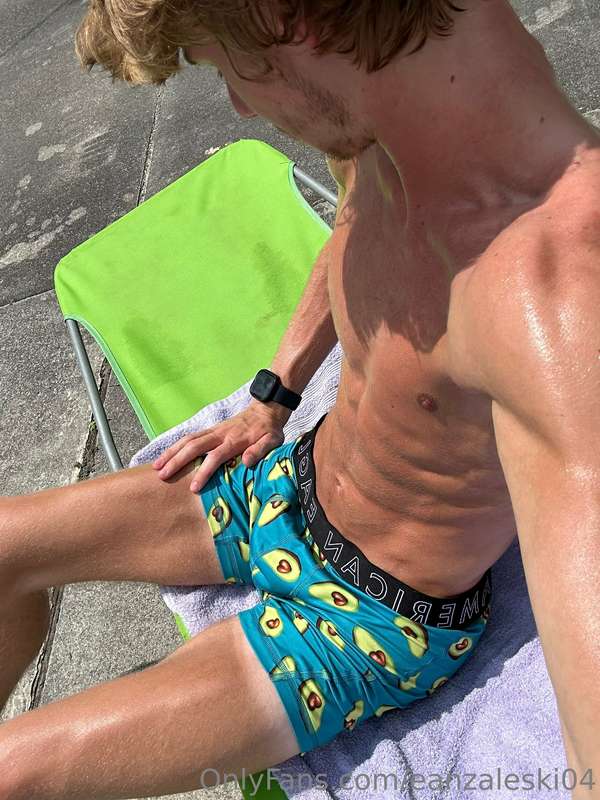 Soaking up the sun ☀️
