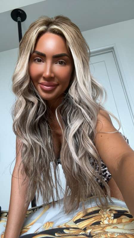 Not just your MILF.. I'm your goddamn FANTASY FARRAH 😍🌟 