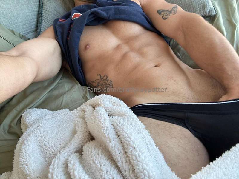 Who wants to see some hard cock?🔥
