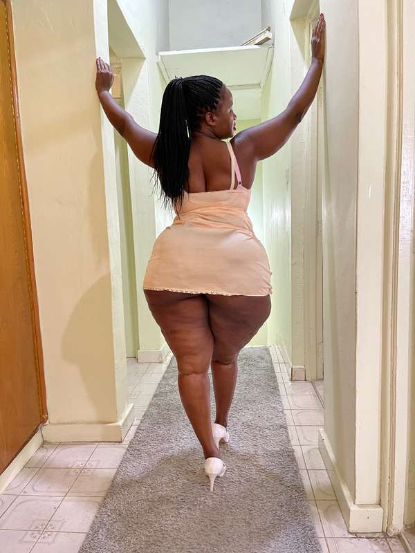 I got extra sugar for you🤤 Check your messages now, I sent y..