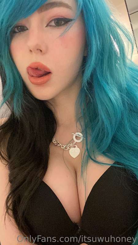 A collection of pictures where I stick my tongue out 8
