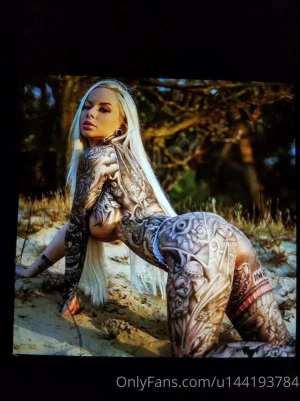 I'm gonna look just like this one day 😍😍😍😋