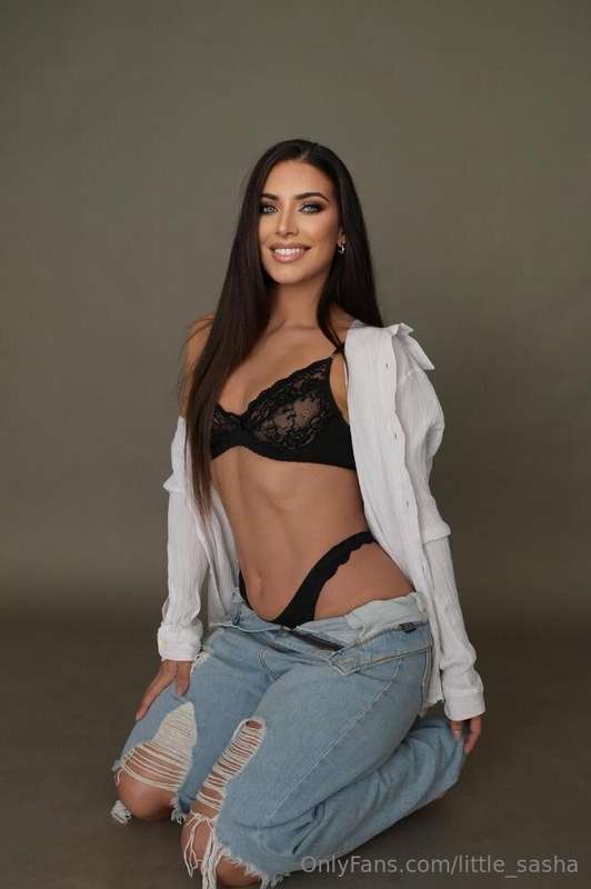 LIVE SEXTING Cutie 😇@ximenaa_official 🟢ONLINE NOW🟢 You won't..