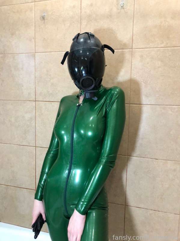 Latexdiva - Fansly - 08 Aug, 2022 8