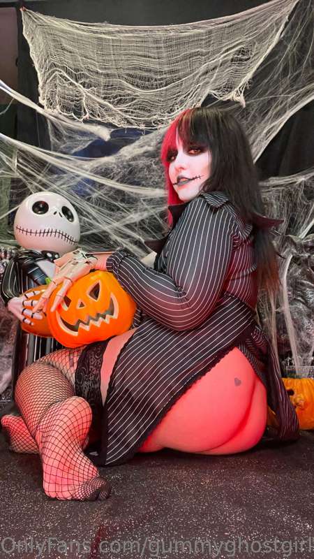 The pumpkin queen 👑💀 7