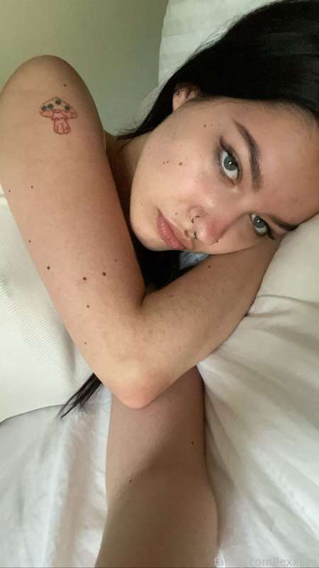 Lexxjizz - Fansly - 09 Feb, 2022