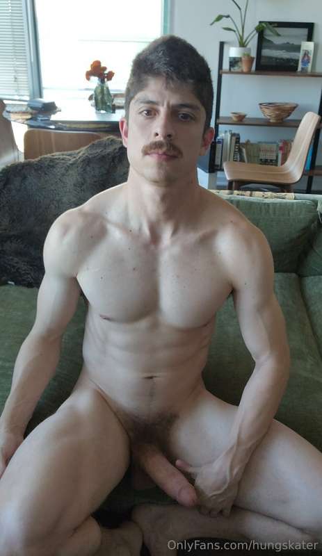 You should come over, I'm bored and horny 😈