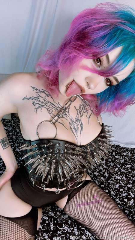 Luciddreamexe - Fansly - 30 Jan, 2025